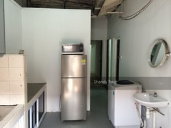 Macpherson Road (D13), Terrace #197816772